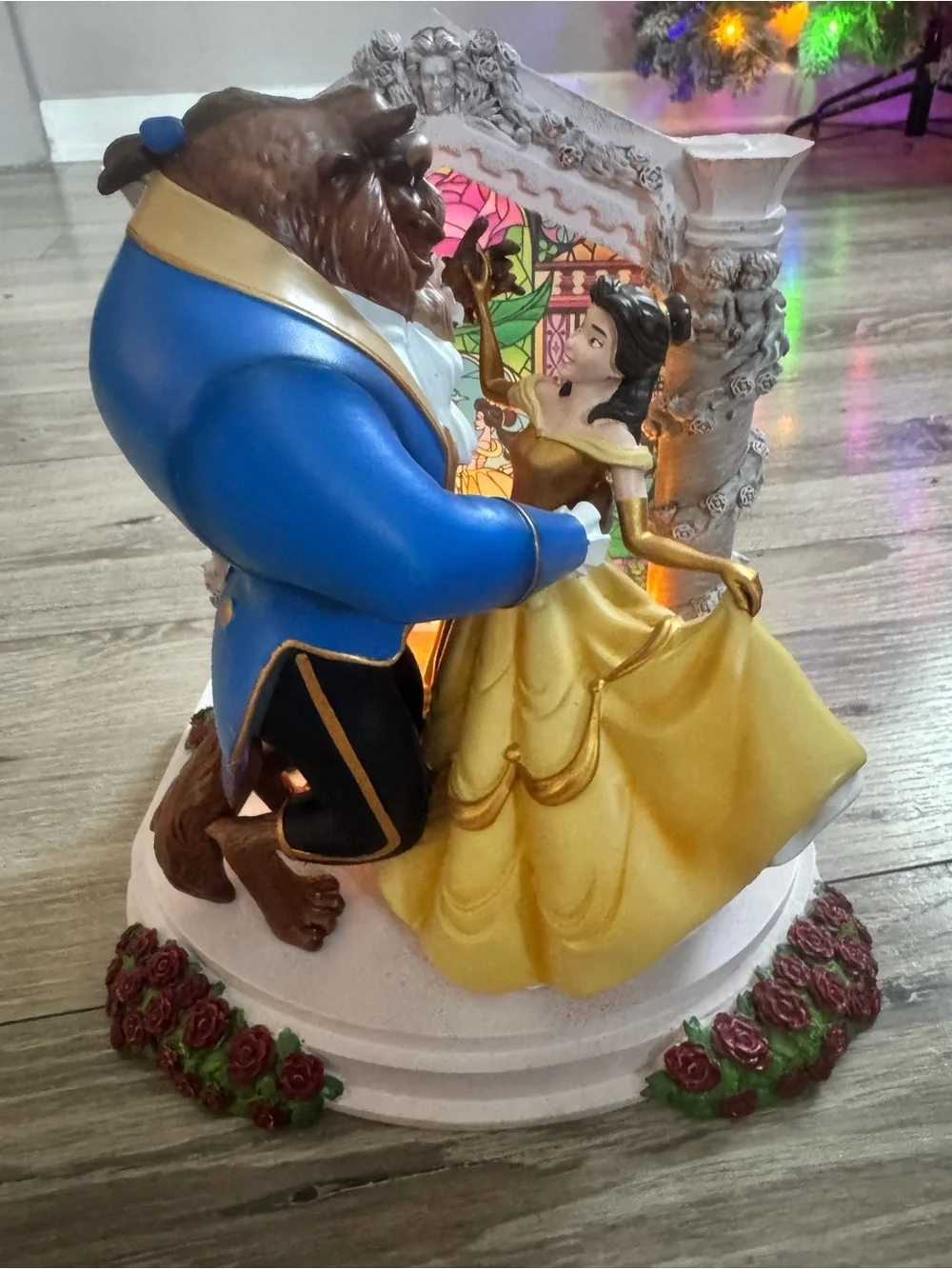 Disney Showcase Beauty and the Beast Belle & Beast Light-Up Figurine